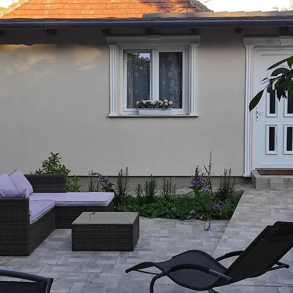 Garden Home, hôtel à Törökbálint