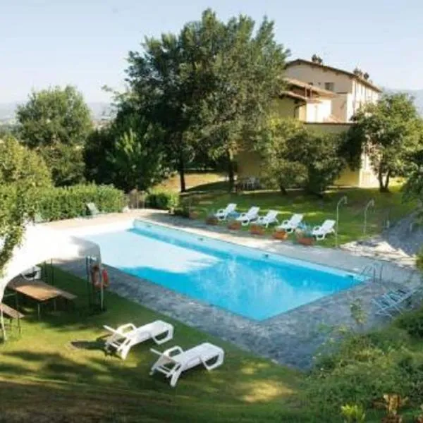 Rustic Holiday Home in Città di Castello with Swimming Pool, hotel Città di Castellóban