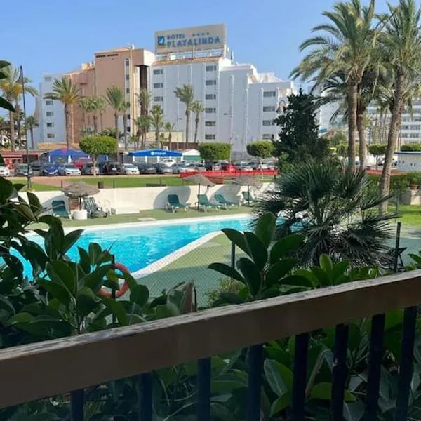 Entremares, estudio a 150 metros playa, hotel en Roquetas de Mar