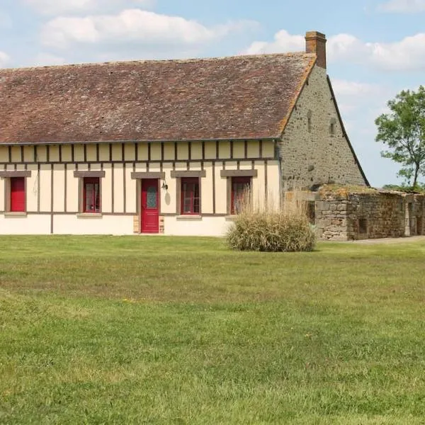 Logement au coeur d'un haras avec accès à l'étang, hotel in Roullée