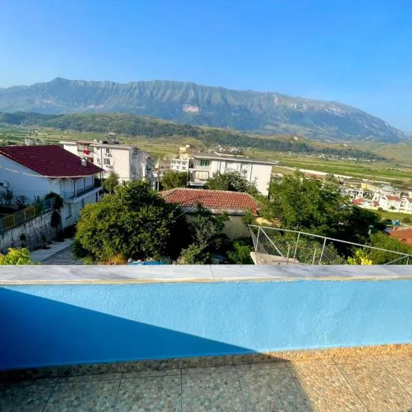 Blue Guesthouse, hotel v destinaci Gjirokastër