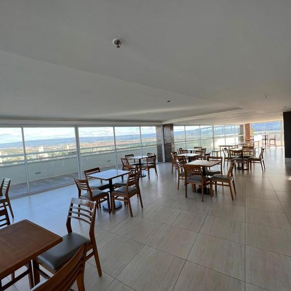 Apartamento confortável, localização extra -recepção 24h- Varanda com vista panorâmica - Foto 5