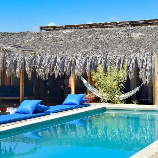 Casa Lodge (primera fila), hotel in Vichayito