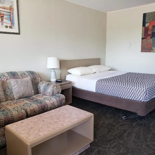 Lamplighter Inn, hotel v destinaci Three Hills
