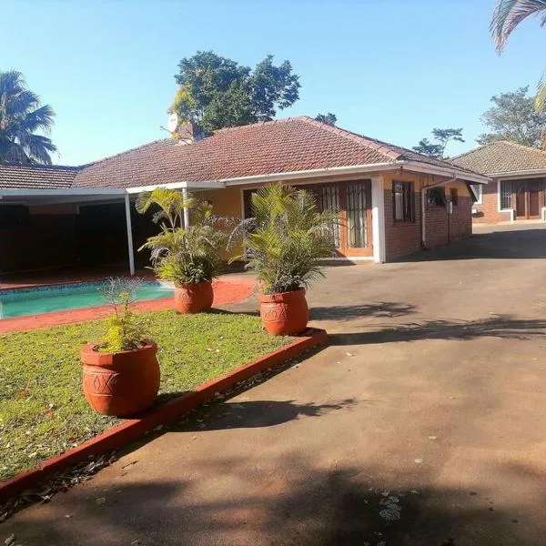 Prosam Guesthouse Inn, hotel u gradu New Germany