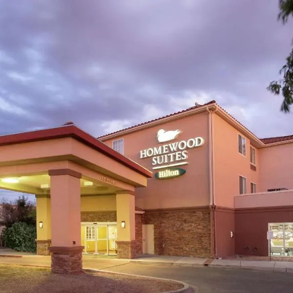 Homewood Suites by Hilton Albuquerque-Journal Center, מלון בCorrales