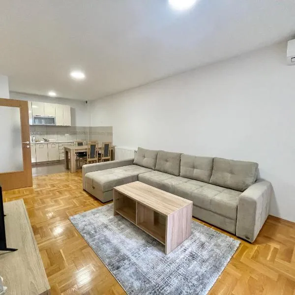 Shine apartment, hotel in Trebinje