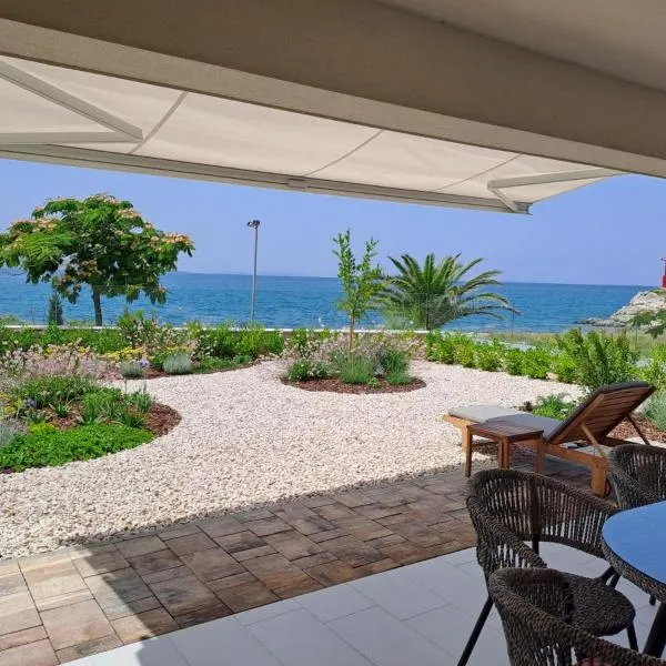 La Mar, готель у місті Паг