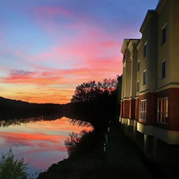 Hampton Inn Owego, hotel v destinaci Owego