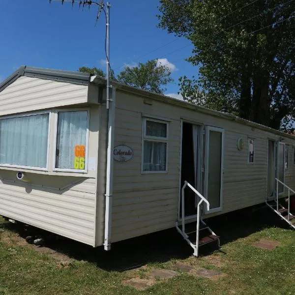 Holiday home / Caravan, hotel in Felpham