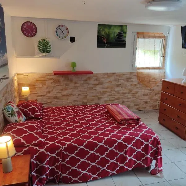 Studio de vacance ou pro le gosier, hotel in Le Gosier