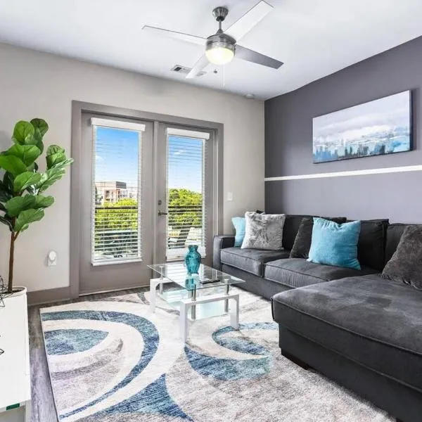 Luxury Buckhead Apartment, hotel in Atlanta