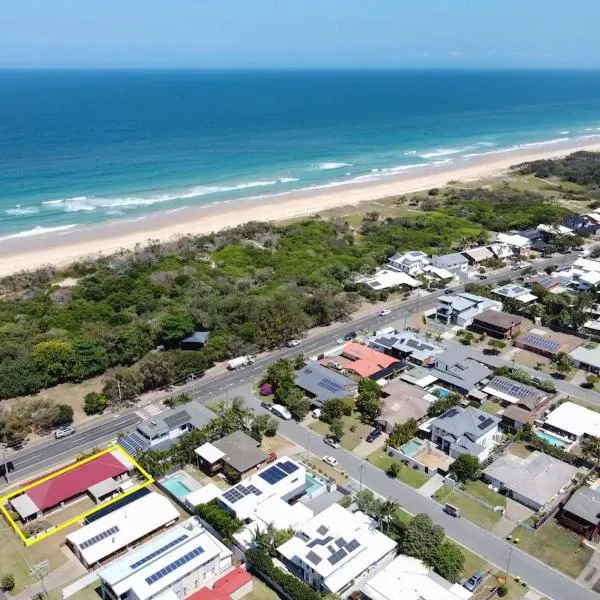 Beach House Getaway - Family & Pets ZB6, hotel u gradu 'Buddina'