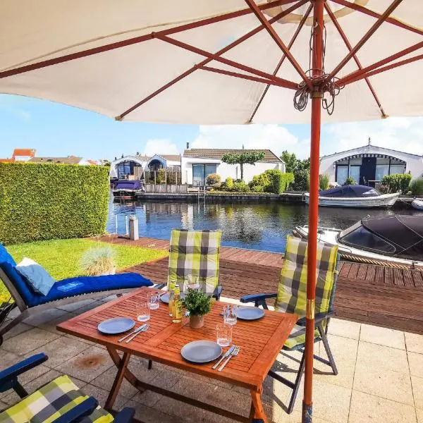 2 Bedroom Nice Home In Lemmer, hotel in Lemmer