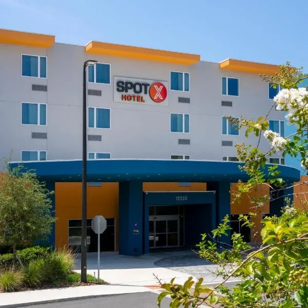 ऑरलैंडो में, होटल SPOT X Hotel Orlando Intl Dr by The Red Collection