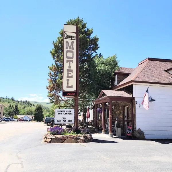 Canyon Motel near Rocky Mountain National Park, hotel v destinaci Hot Sulphur Springs