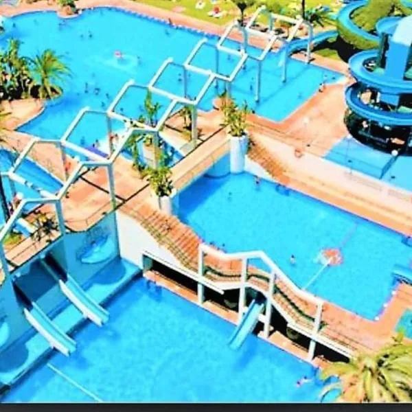 SUN & SEA BENALBEACH, hotel en Benalmádena