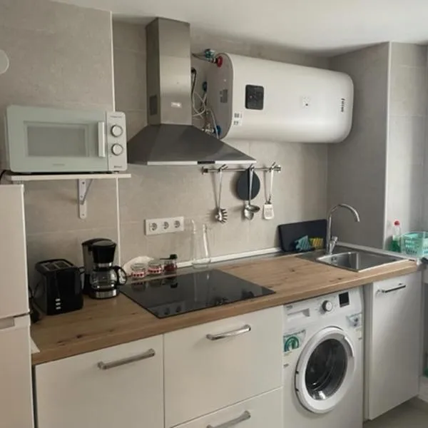 APARTAMENTO CASCO HISTORICO DE PRAVIA - HENO PRAVIA, hotel Praviában