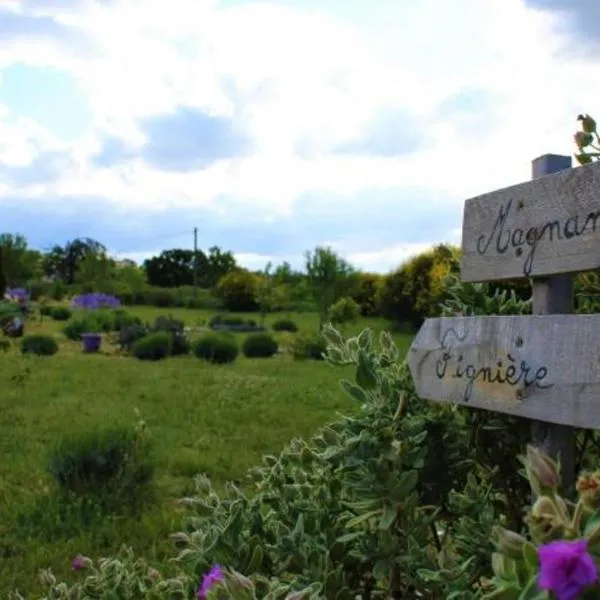 AU MAS D'EMMA, hotel v destinácii Bourg-Saint-Andéol