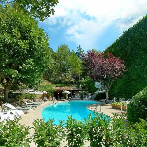 Villa Borghese, The Originals Relais, hotel v destinácii Gréoux-les-Bains