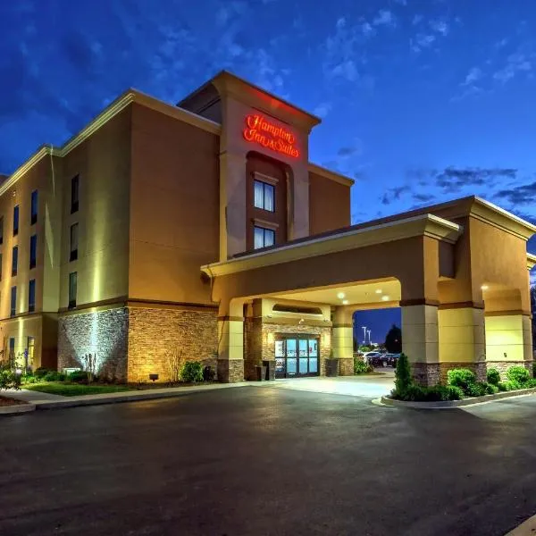 Hampton Inn & Suites Clarksville, hotell i Clarksville