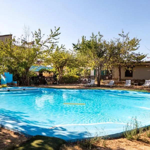 Hotel Rural Fuente La Teja, hotel v destinácii Güéjar-Sierra
