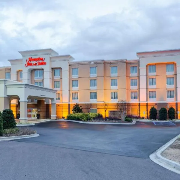 Hampton Inn & Suites Scottsboro, hotell i Rainsville