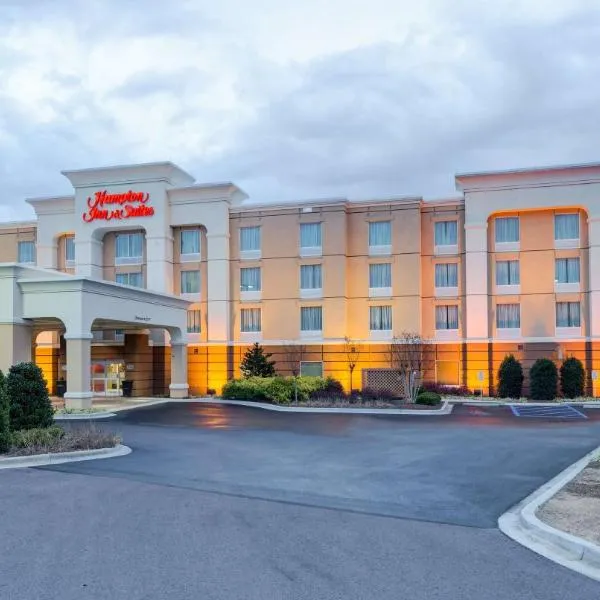 Hampton Inn & Suites Scottsboro, hotell i Scottsboro