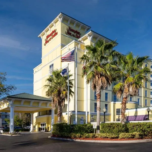 Hampton Inn & Suites Jacksonville Deerwood Park、ジャクソンビルのホテル