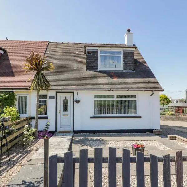 22 Turnberry Road, hotel in Girvan