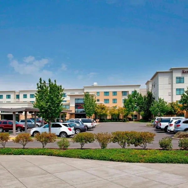 Residence Inn by Marriott Portland Airport at Cascade Station, hotell i Orchards