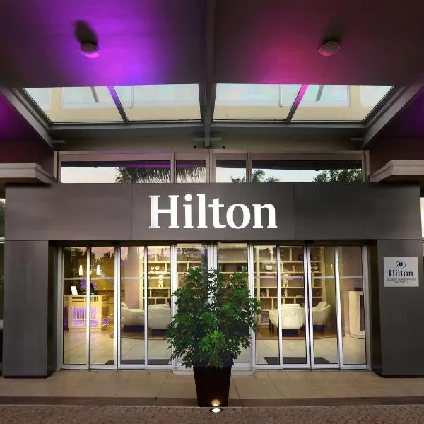 Hilton Noumea La Promenade Residences, viešbutis mieste Ilot Maitre