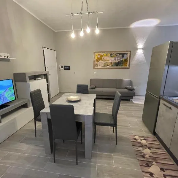 APPARTAMENTO ELEGANTE CARBONIA, hotel v destinácii Carbonia