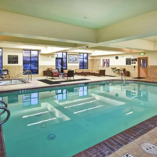 Hampton Inn & Suites Folsom, hotel v destinaci Folsom