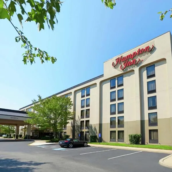 Hampton Inn - York, hotel in Shrewsbury