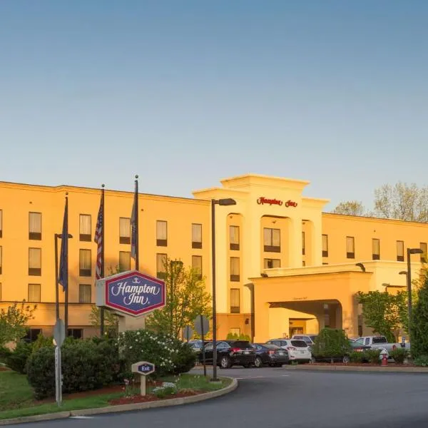 Hampton by Hilton Brattleboro: Brattleboro şehrinde bir otel