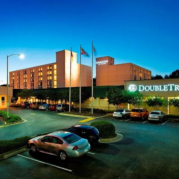 DoubleTree by Hilton Baltimore - BWI Airport, отель в городе Линтикам-Хайтс