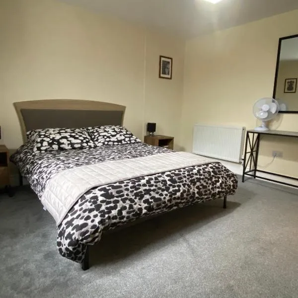 Well-appointed apartment in New Brighton, hotel em New Brighton