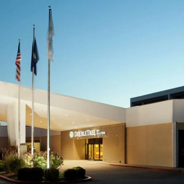 DoubleTree by Hilton Cincinnati Airport, hotell sihtkohas Hebron