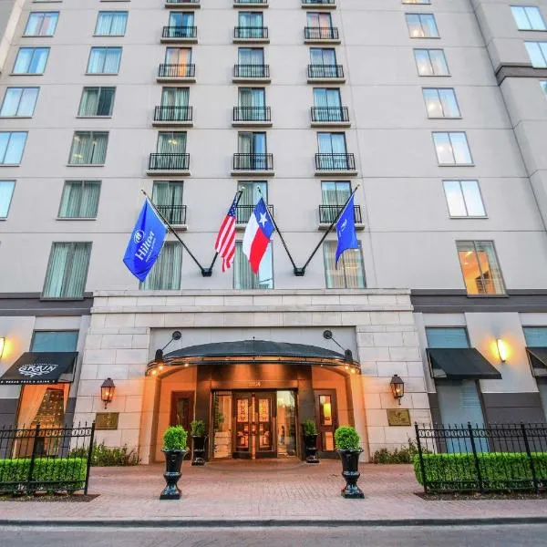 Hilton Dallas-Park Cities โรงแรมในไฮแลนด์พาร์ค