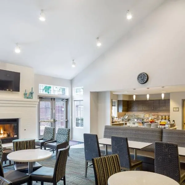 Residence Inn Portland Hillsboro、ヒルズボロのホテル