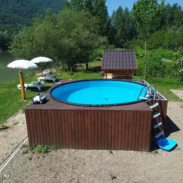 Vikendica Mihic, hotel in Zvornik