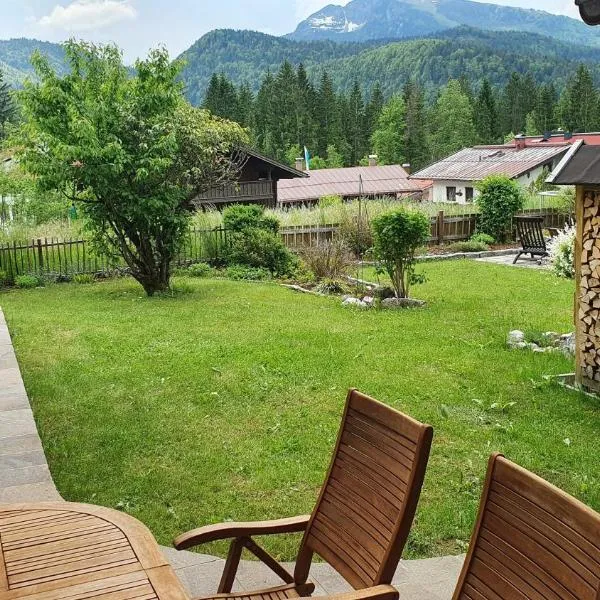 Chalet Weitsee, hotel in Reit im Winkl
