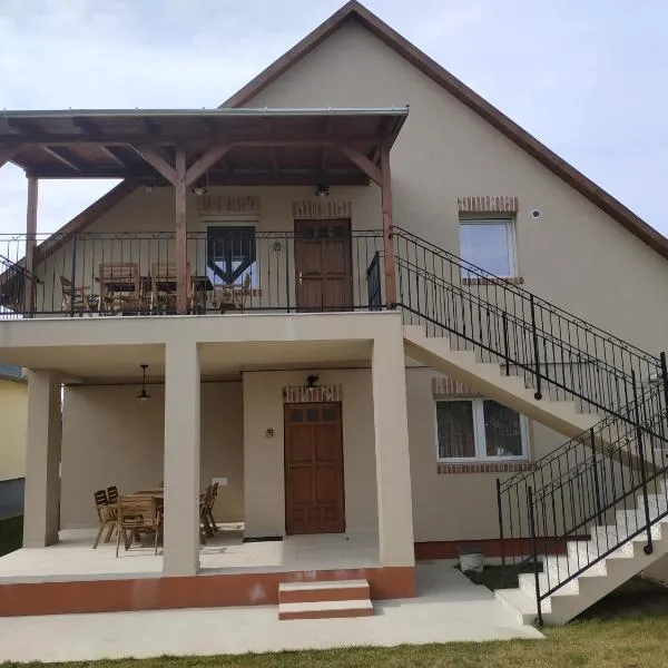 BBFamily, hotel v destinaci Balatonboglár
