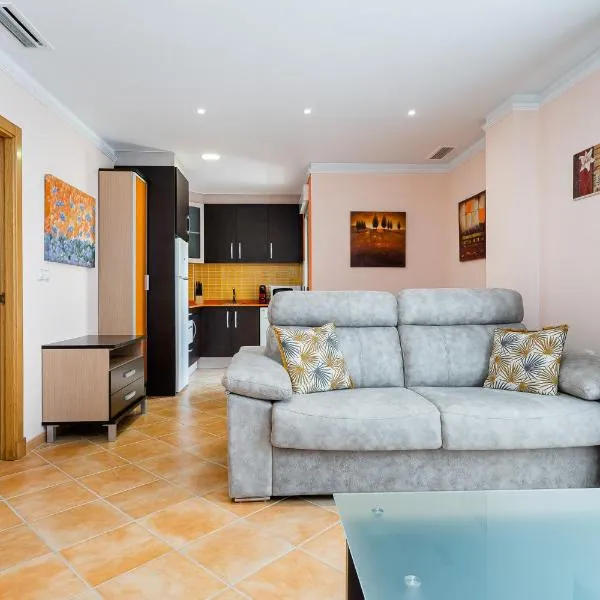 Mediterranean Apart Los Palacios, hotel v destinaci Los Palacios