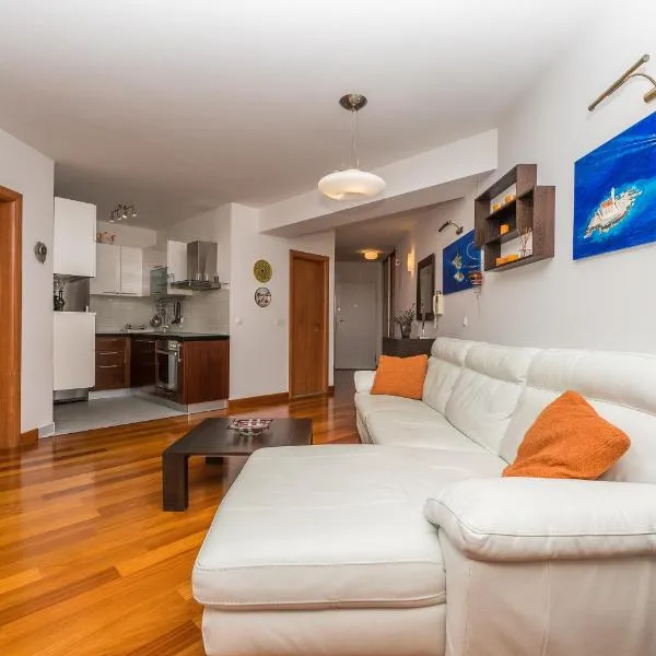 Irisa Art, hotel in Makarska