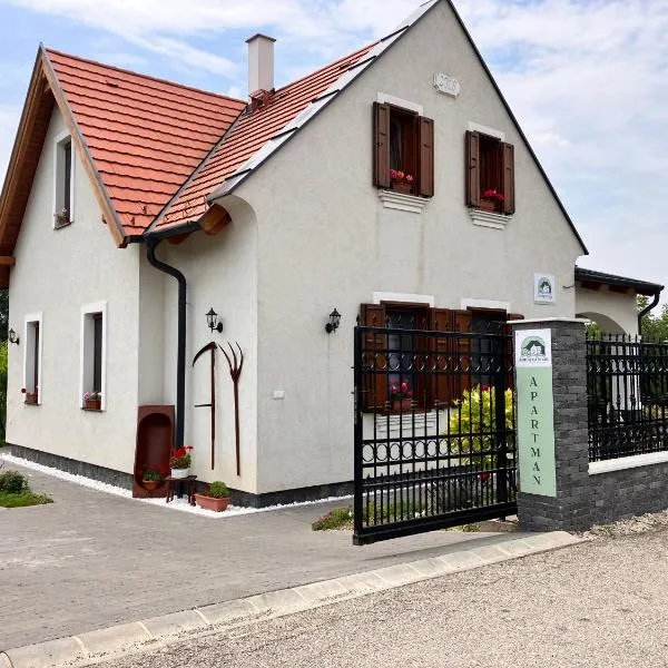 AnnApartman, hotel v destinácii Badacsonytördemic