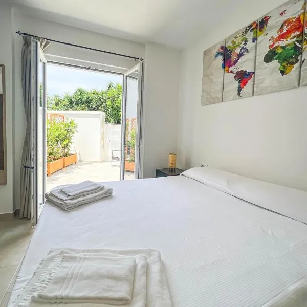 EG Apartments - Forio d'Ischia, hotel v Ischii