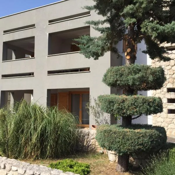 Apartments Smiljanic、トリブニのホテル