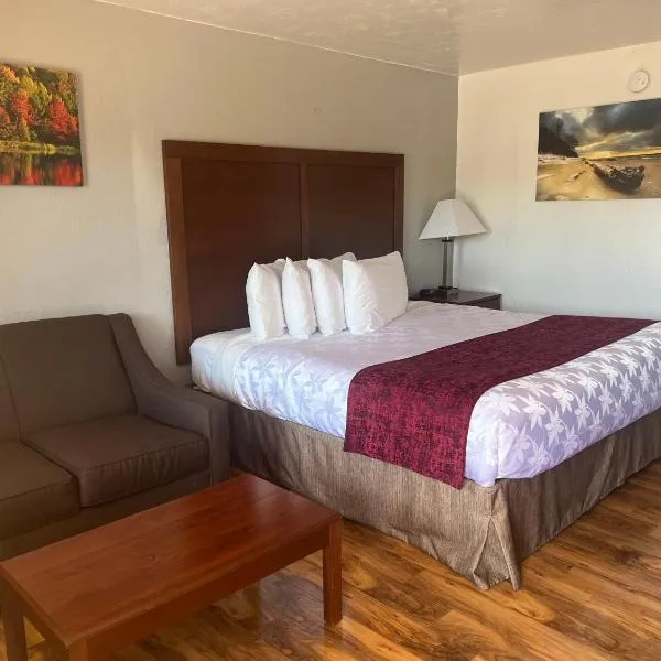 Red Carpet Inn Medford, hotel v destinaci Medford